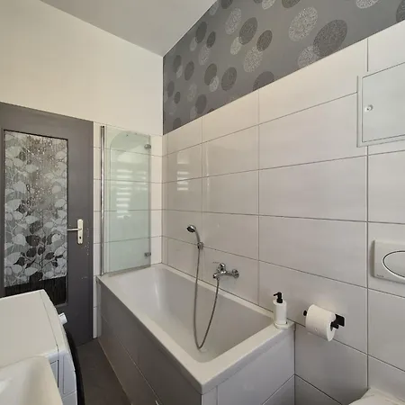 Mikra Homes24 In Goessnitz